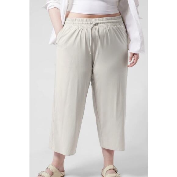 Athleta Avenue Wide Leg Crop Pant Abalone Size 26 Commute Work Travel Outdoors - Picture 3 of 12